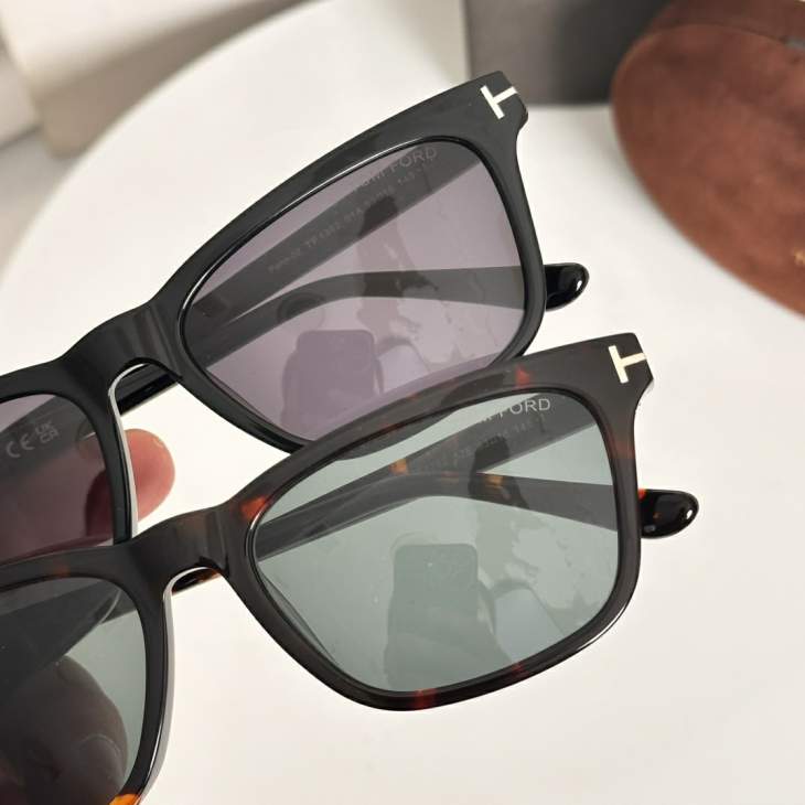 Picture of Tom Ford Sunglasses _SKUfw76014871fw
